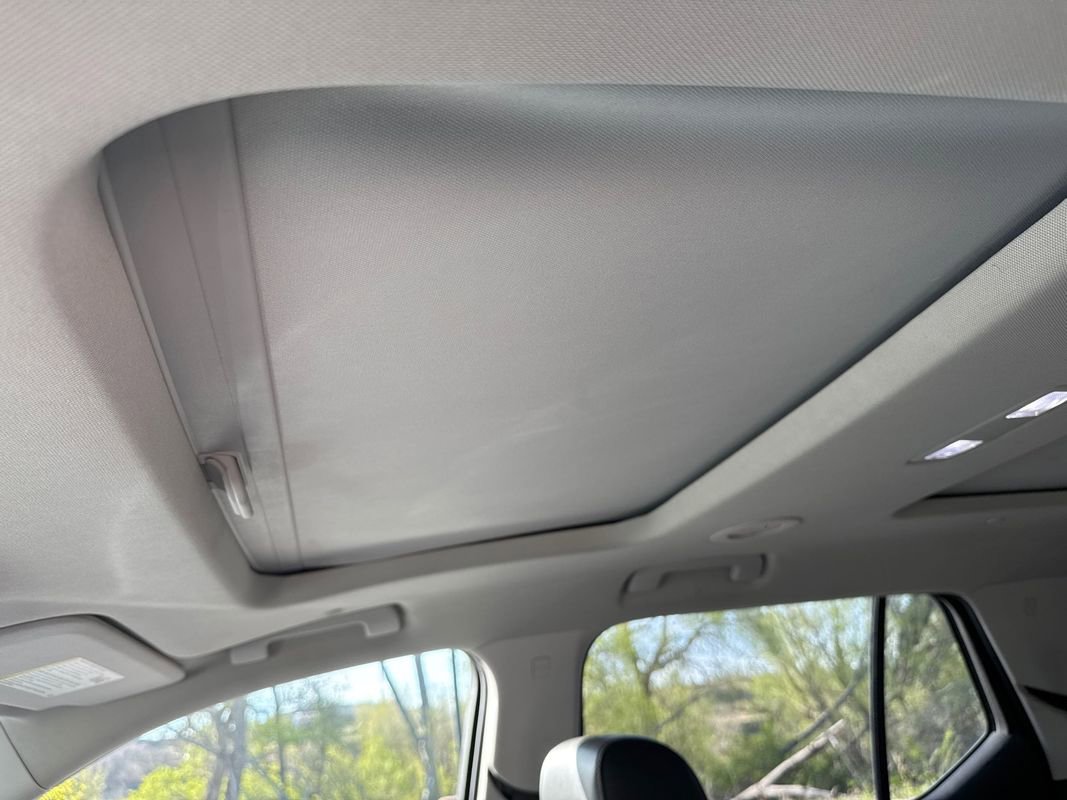 Used 2018 Chevrolet Traverse Premier w/ Redline Edition FWD image 12