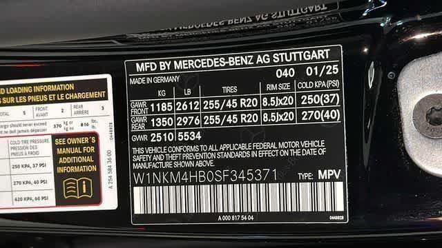 Used 2025 Mercedes-Benz GLC 300 4MATIC image 12