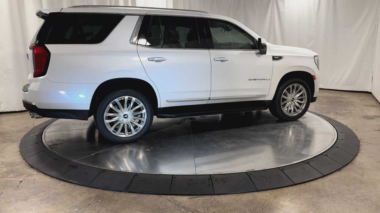 Used 2022 GMC Yukon Denali image 2