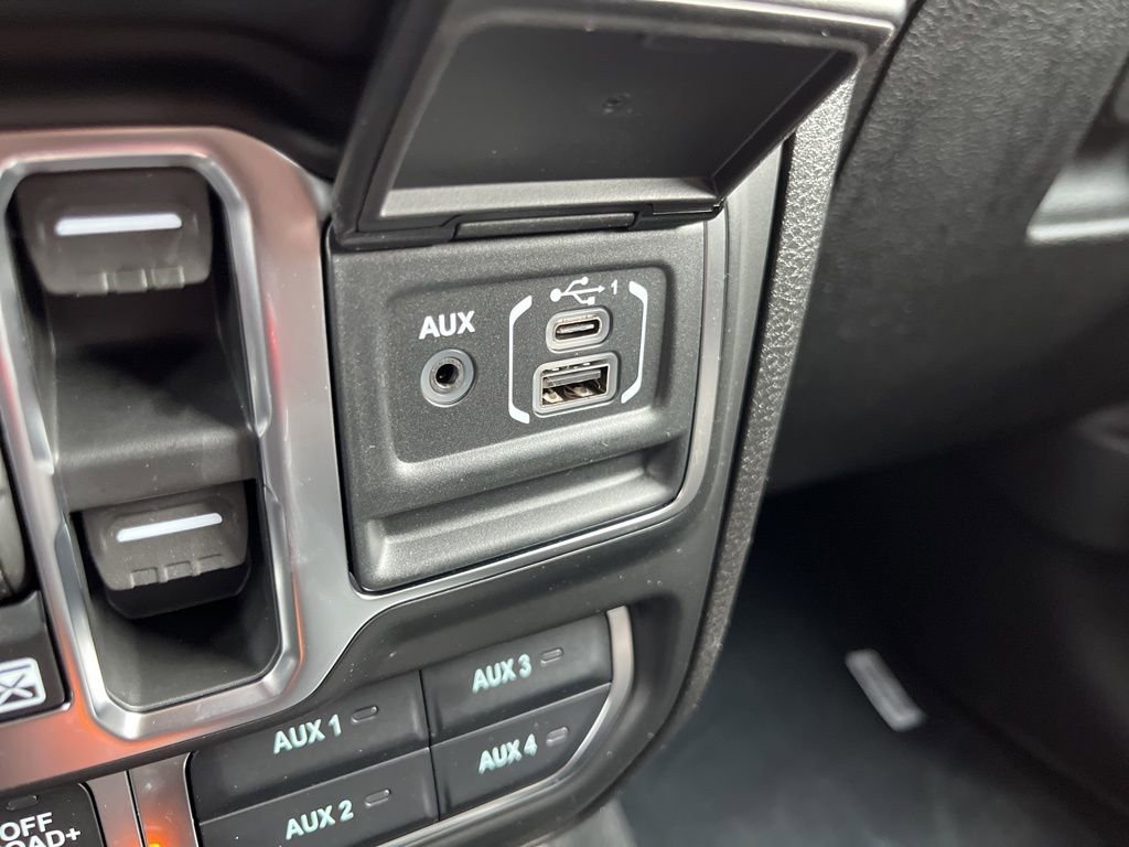 New 2026 Jeep Gladiator Mojave AWD/4WD image 42
