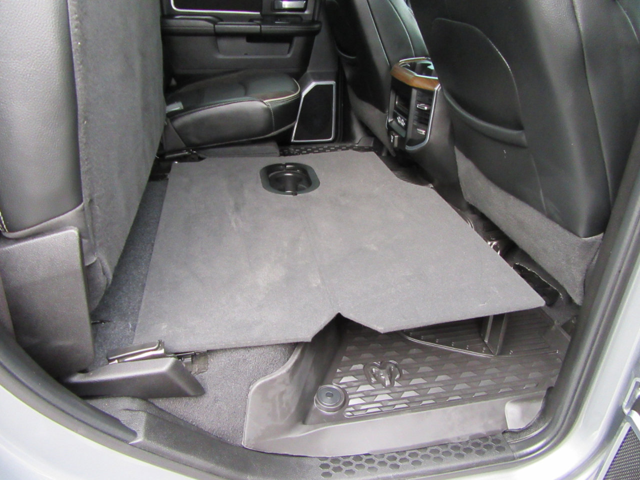 Used 2024 RAM 2500 Laramie image 79