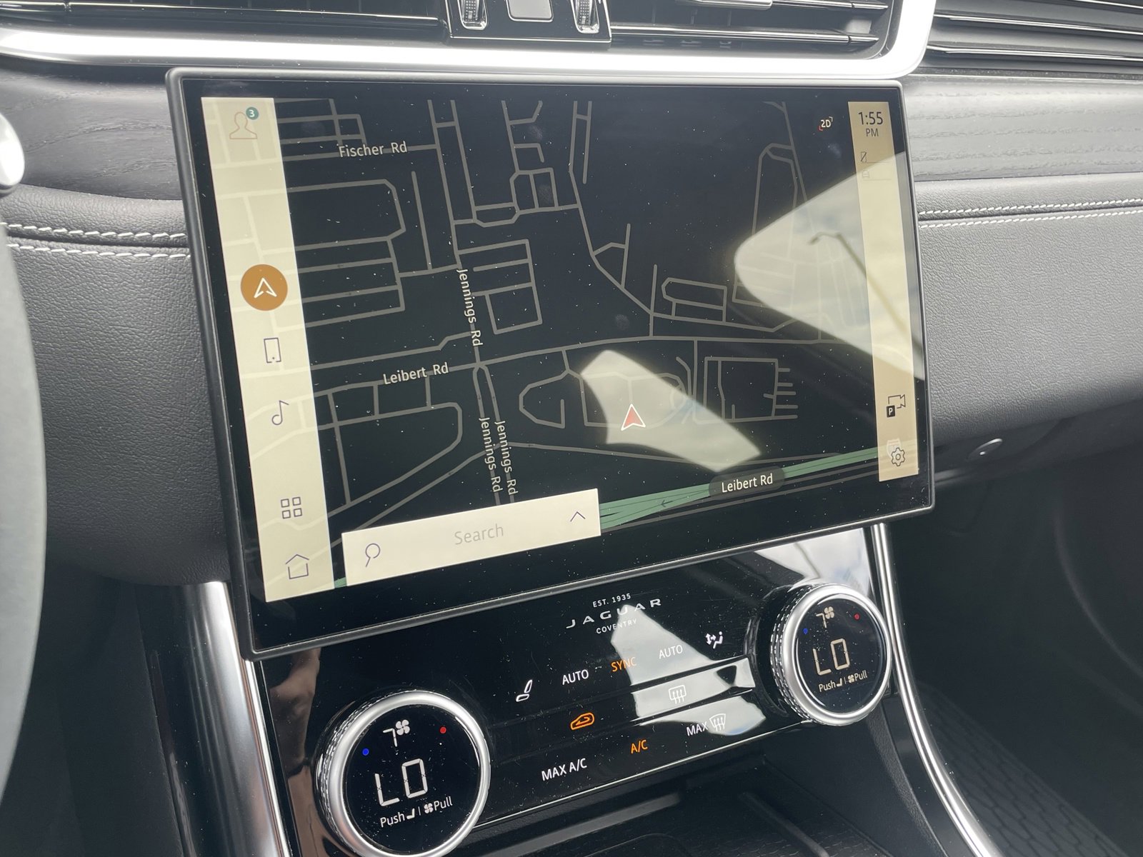 Certified 2024 Jaguar XF R-Dynamic SE image 19