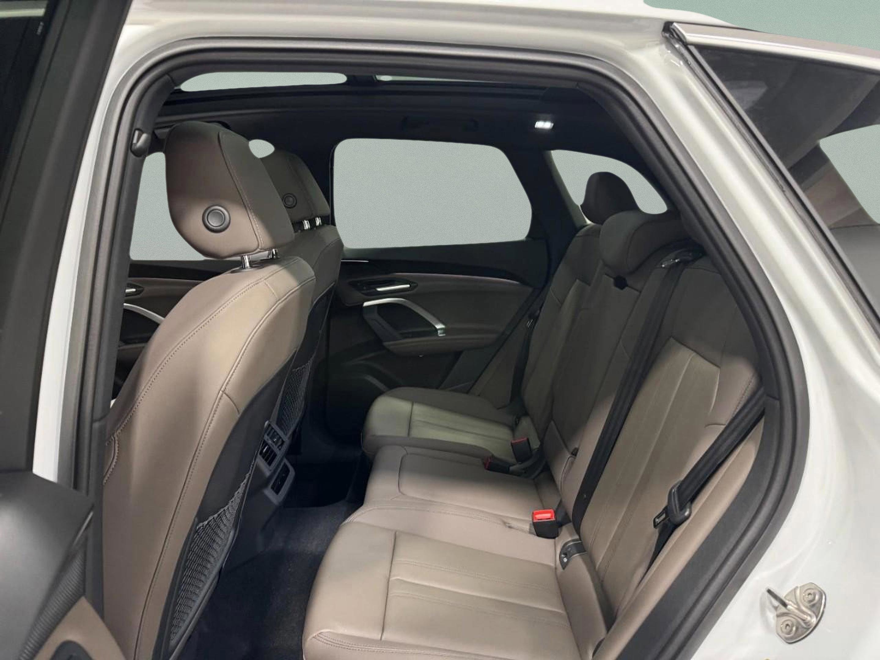 New 2025 Audi Q5 Premium image 8