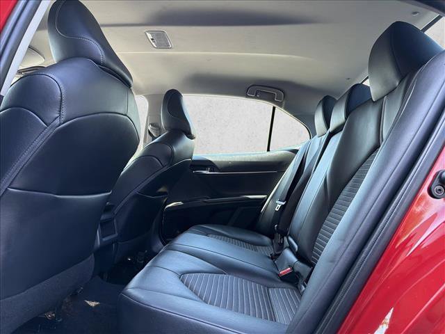 Used 2020 Toyota Camry SE FWD image 22