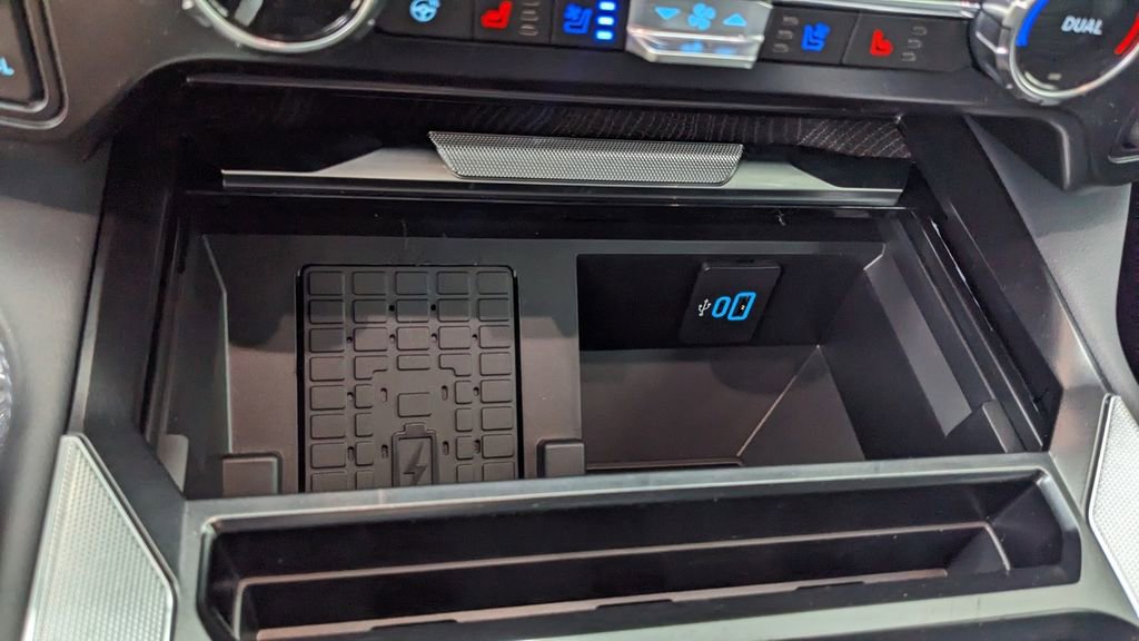 New 2025 Ford F350 Platinum w/ FX4 Off-Road Package image 31