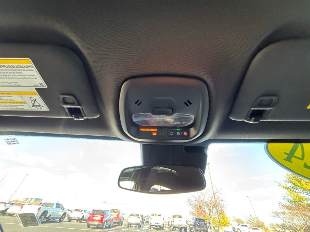 Used 2024 Buick Envista Sport Touring w/ Convenience I Package image 35