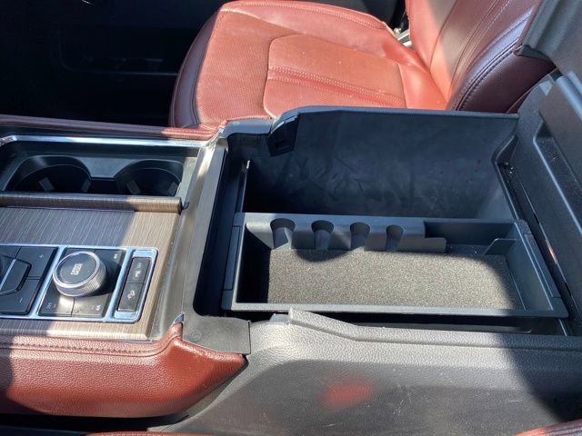 Used 2024 Ford Expedition Limited image 14