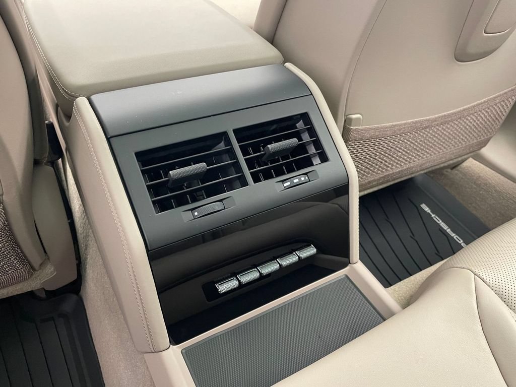 New 2026 Porsche Panamera 4 AWD/4WD image 16