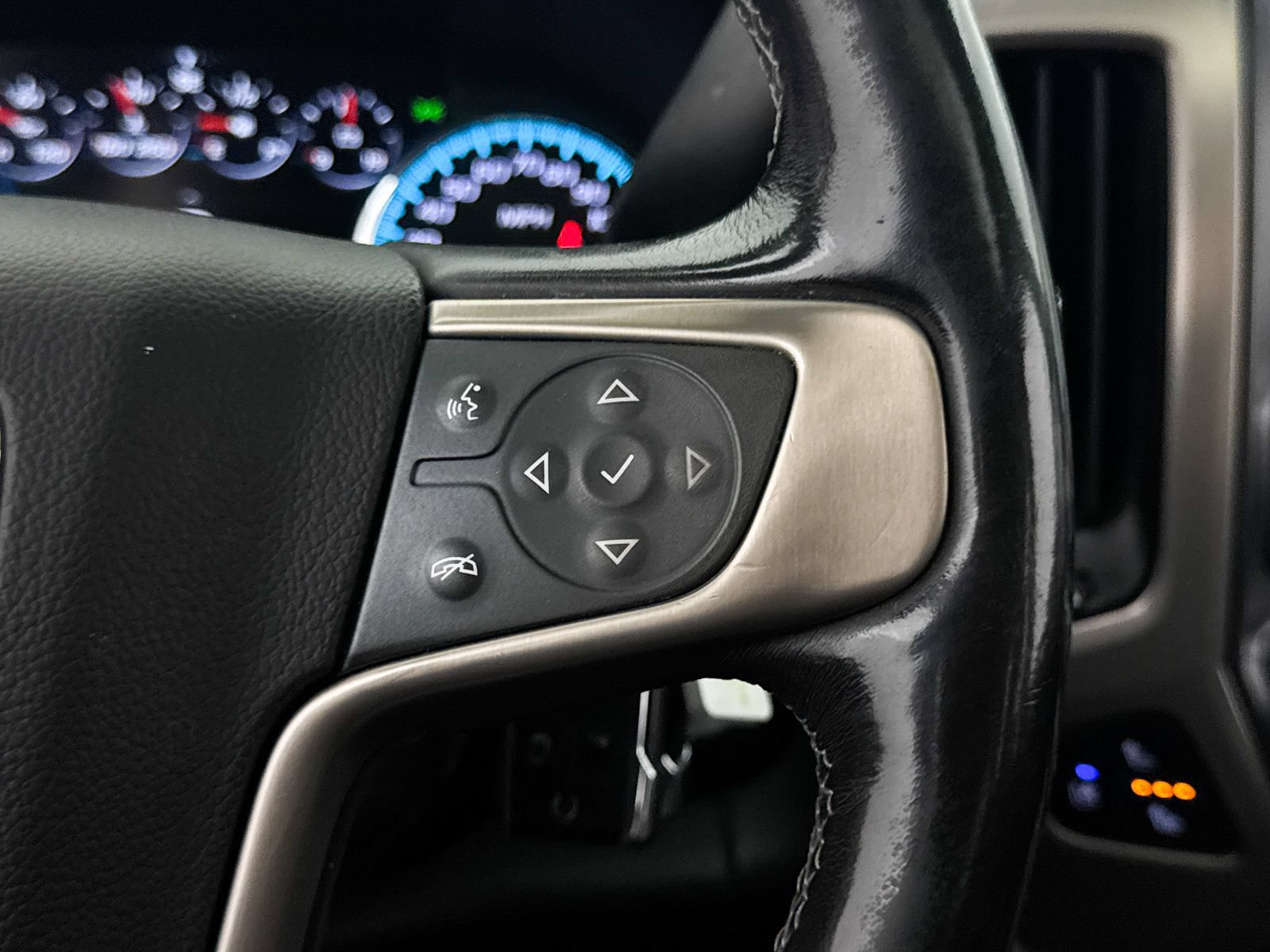 Used 2019 GMC Sierra 2500 Denali w/ Duramax Plus Package AWD/4WD image 29