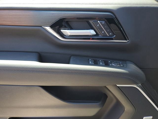 New 2026 GMC Yukon XL Denali RWD image 17