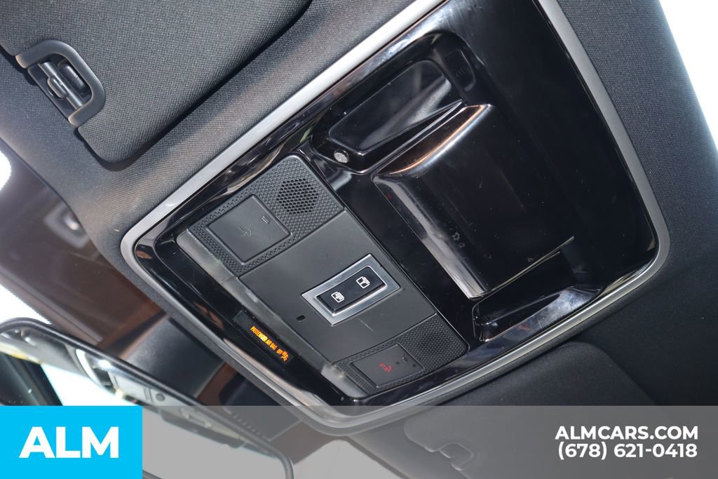 Used 2016 Land Rover Range Rover Sport SE image 36