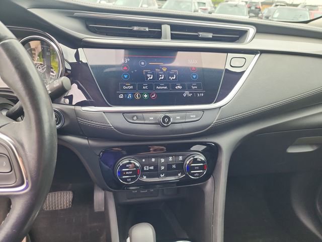 Used 2020 Buick Encore GX Select w/ Sport Touring Package FWD image 17