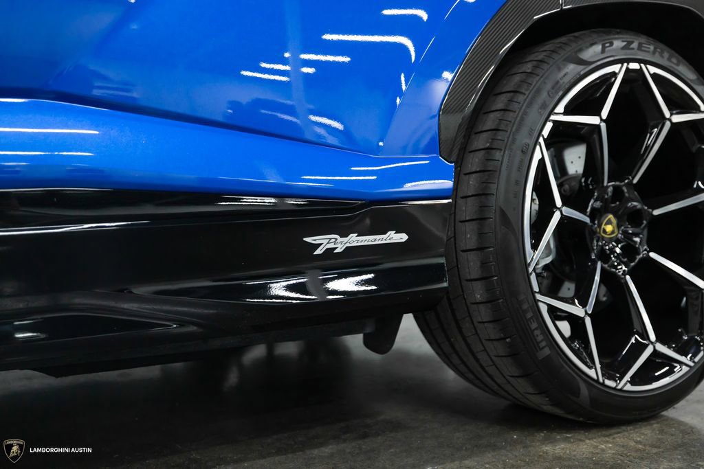 Used 2024 Lamborghini Urus Performante image 8