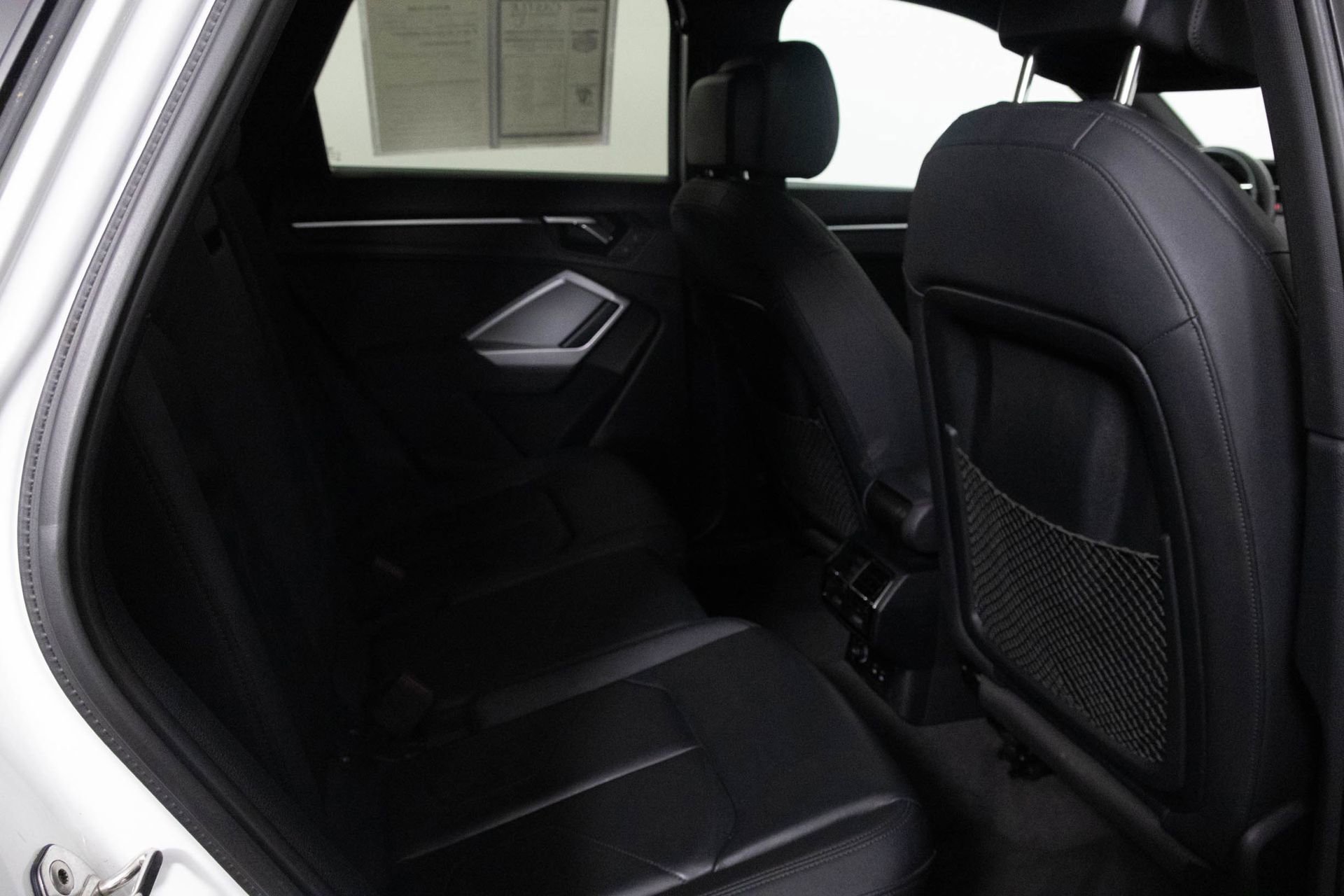 Used 2023 Audi Q3 2.0T Premium image 32