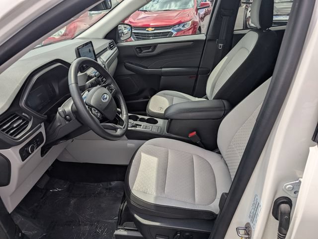 Used 2023 Ford Escape Active w/ Cold Weather Package FWD image 39