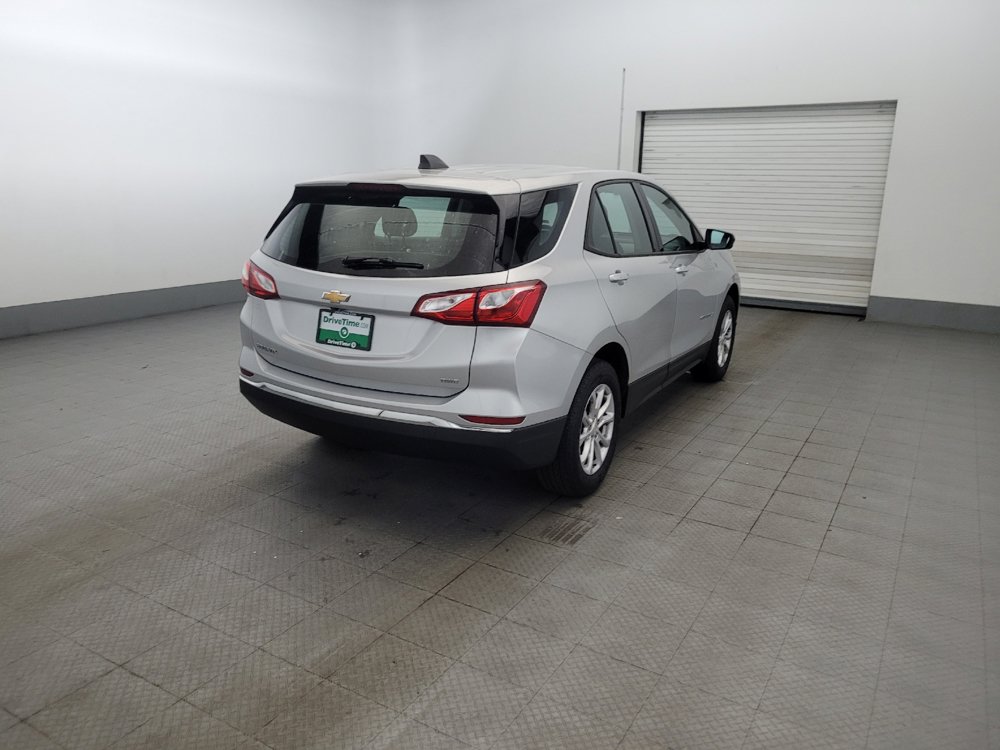 Used 2018 Chevrolet Equinox LS AWD/4WD image 9