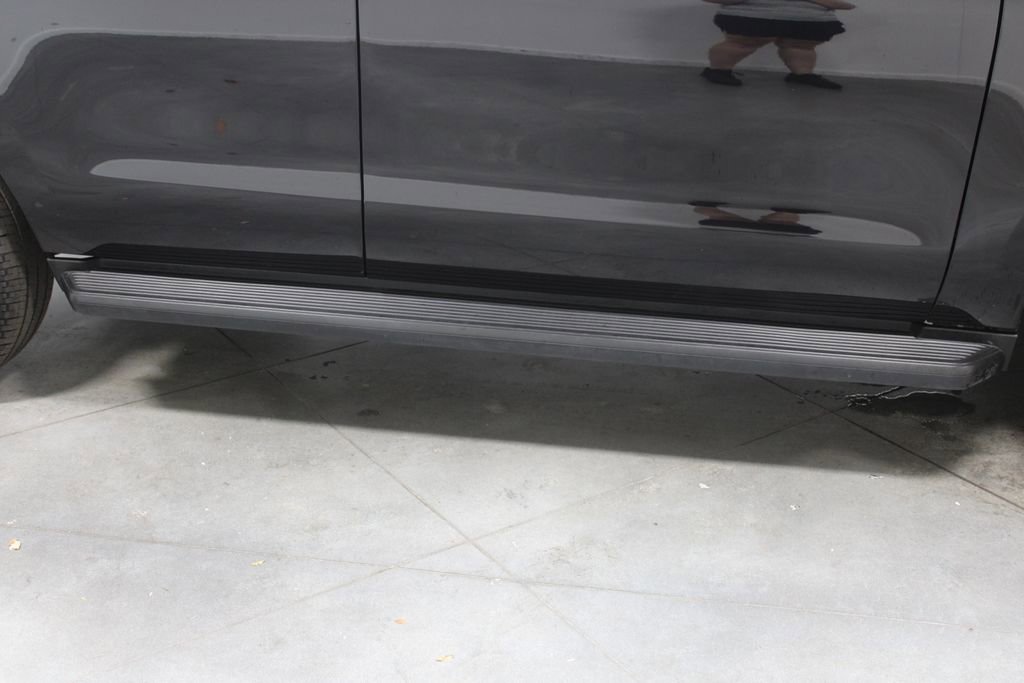 Used 2024 Ford Expedition XLT image 12