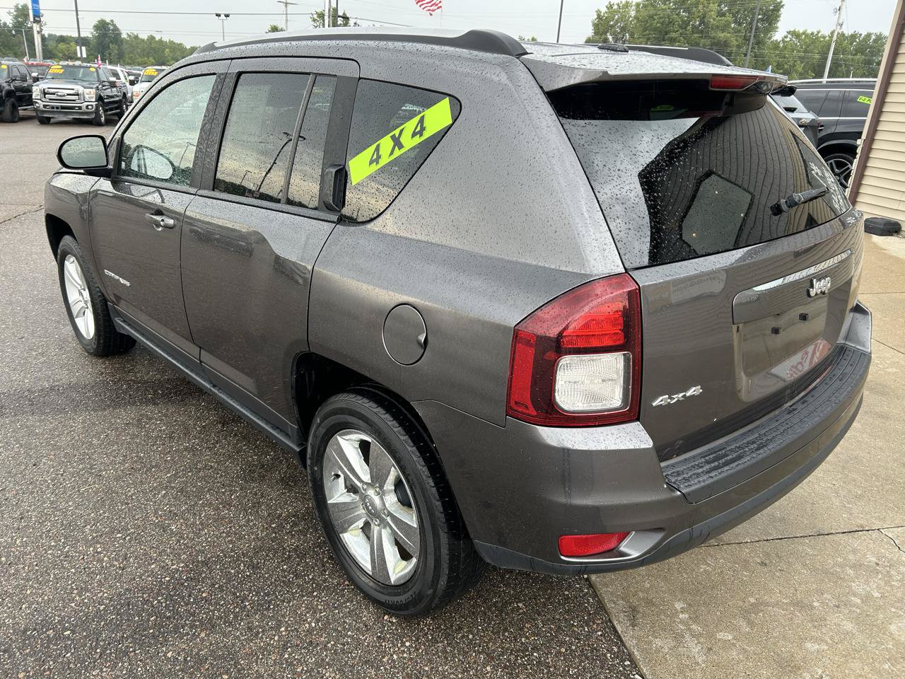 Used 2016 Jeep Compass Latitude AWD/4WD image 7