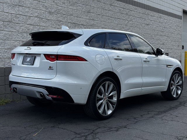 Used 2017 Jaguar F-PACE S image 35