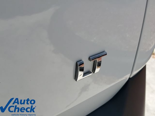 Used 2023 Chevrolet Traverse LT FWD image 9