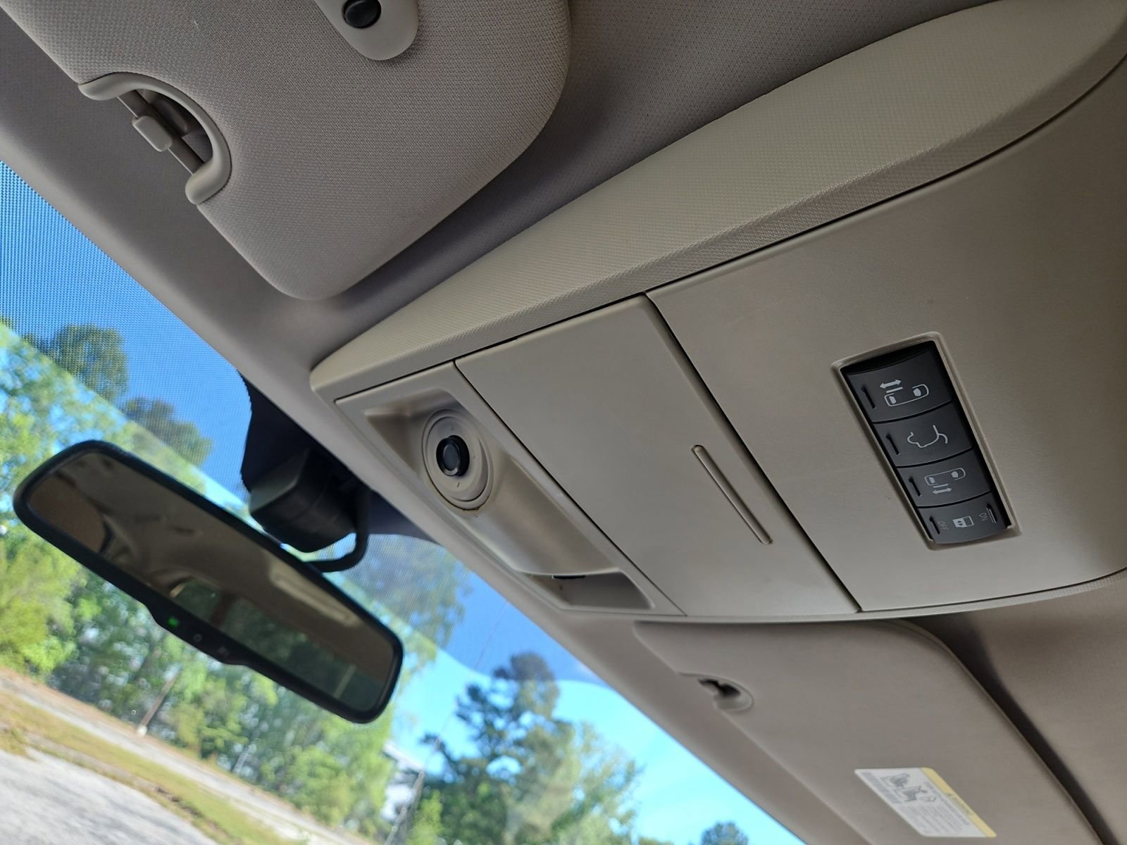 Used 2013 Dodge Grand Caravan Crew w/ Safety Sphere Group FWD image 30