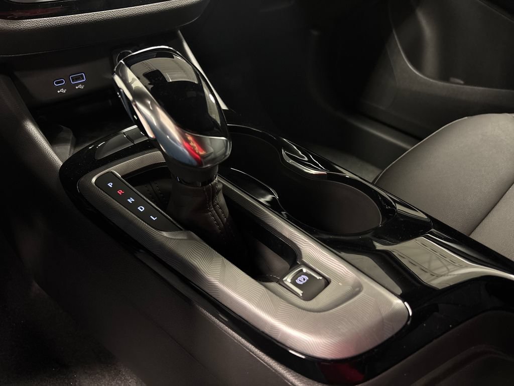 New 2026 Buick Envista Sport Touring w/ Convenience I Package FWD image 36