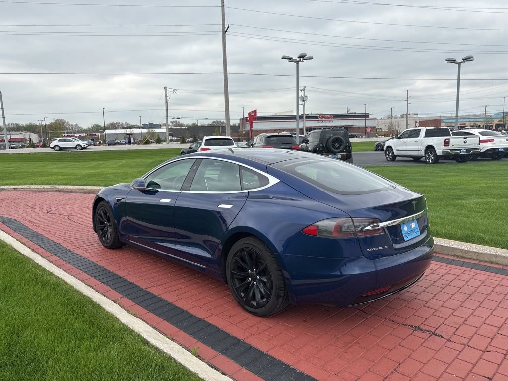 Used 2017 Tesla Model S 90D AWD/4WD image 4