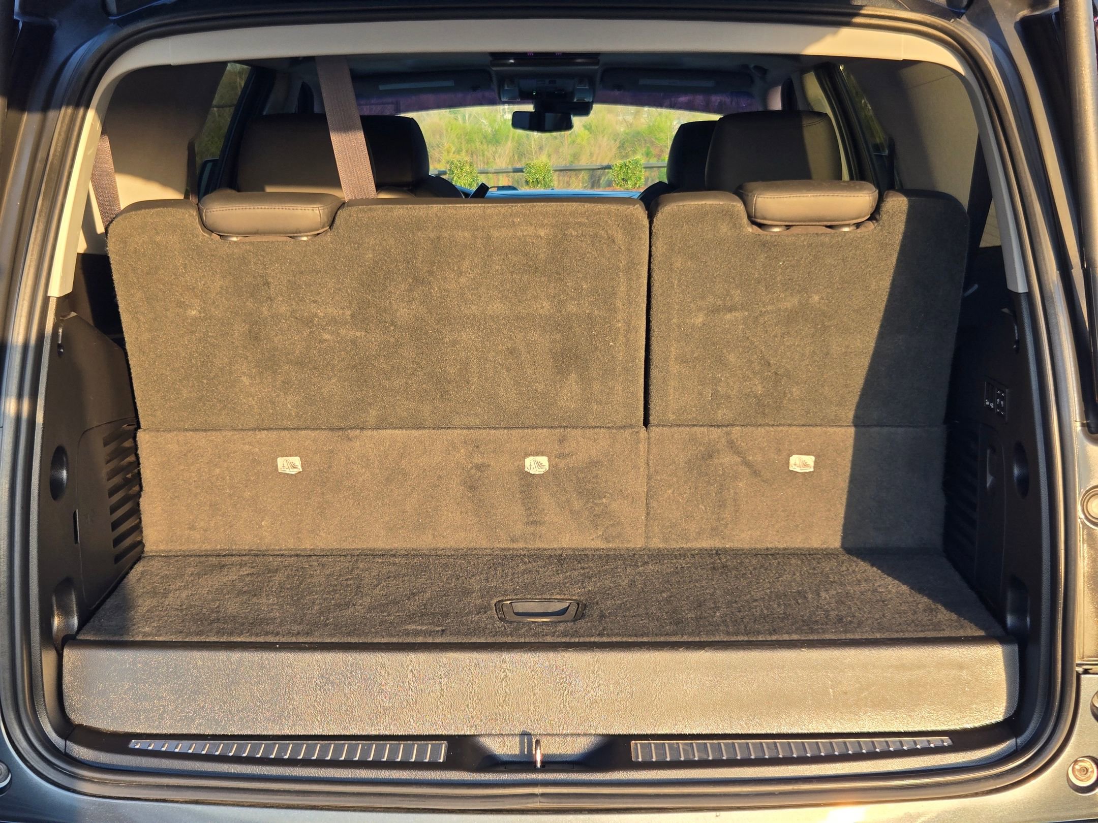 Used 2019 Cadillac Escalade Luxury image 18