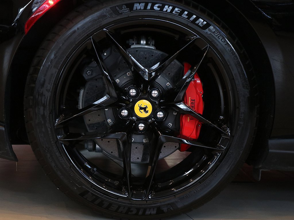 Certified 2024 Ferrari Roma image 48