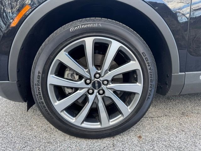 Used 2019 Lincoln Nautilus Select w/ Cargo Utility Package AWD/4WD image 2