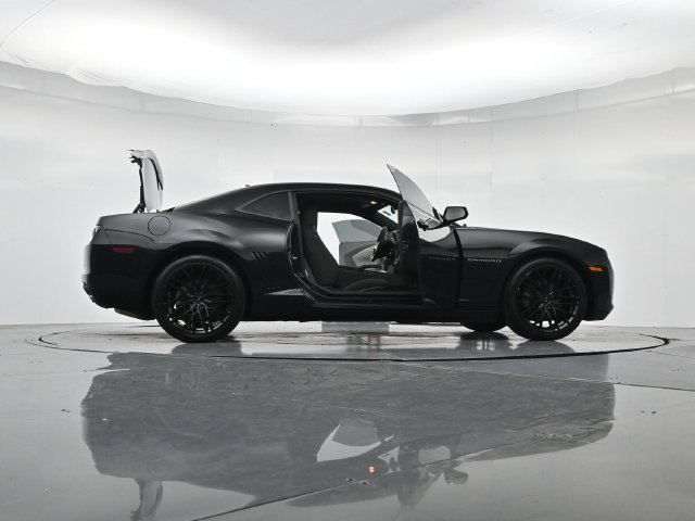 Used 2013 Chevrolet Camaro LS RWD image 52