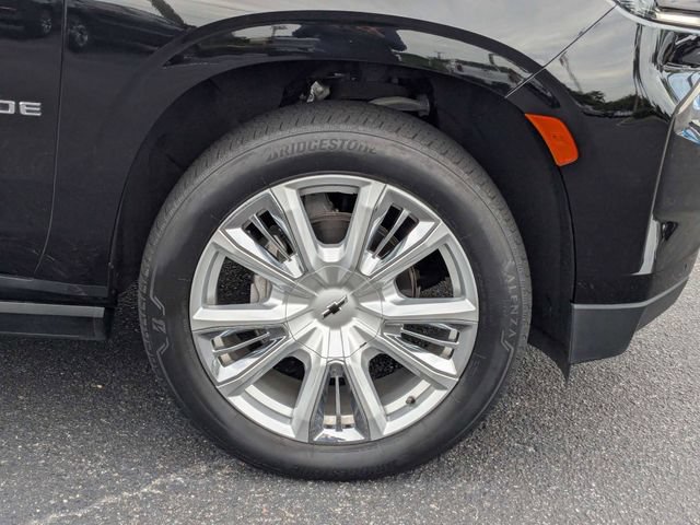 Used 2022 Chevrolet Tahoe High Country AWD/4WD image 11