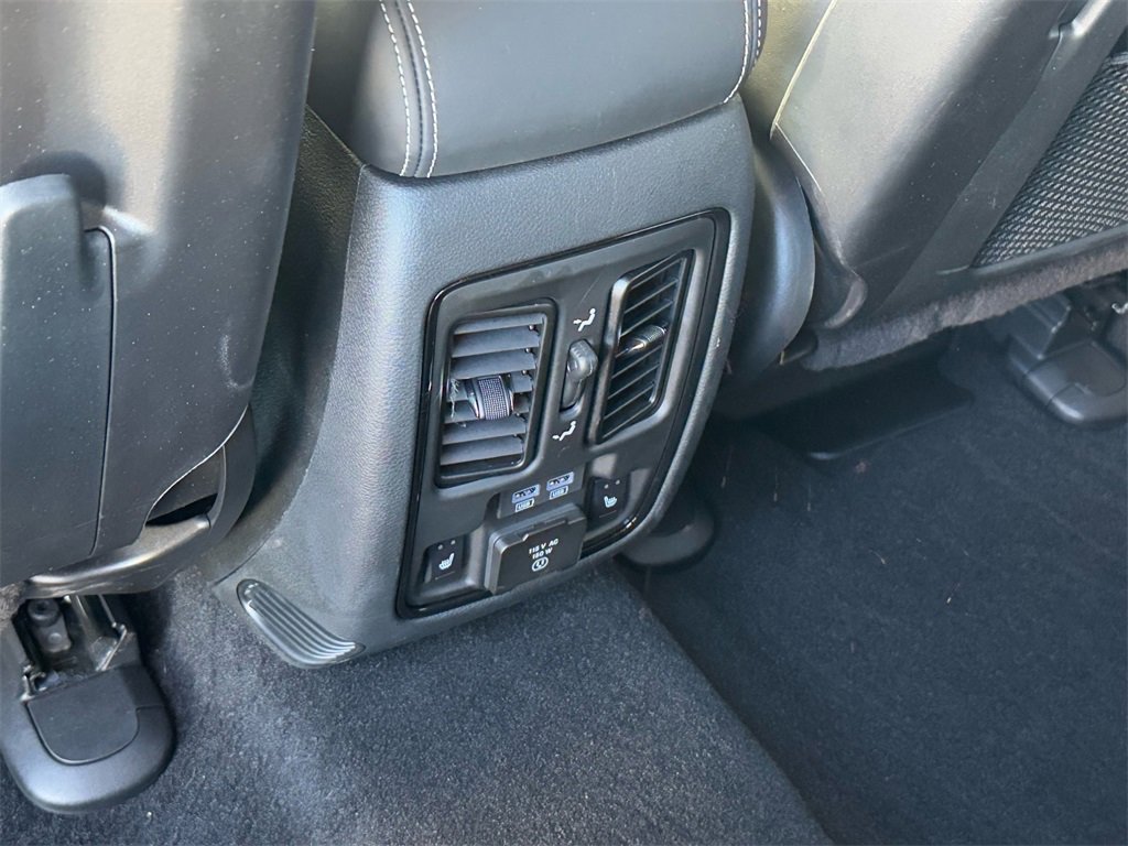 Used 2024 Dodge Durango SRT image 18