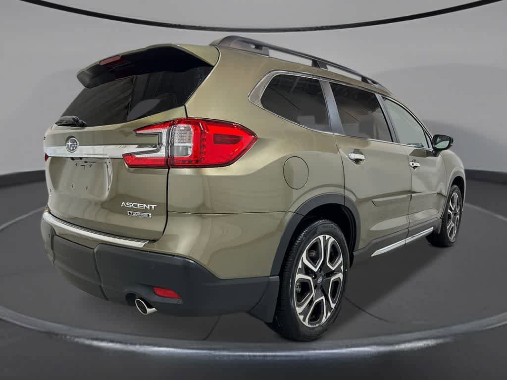Used 2025 Subaru Ascent Touring AWD/4WD image 5