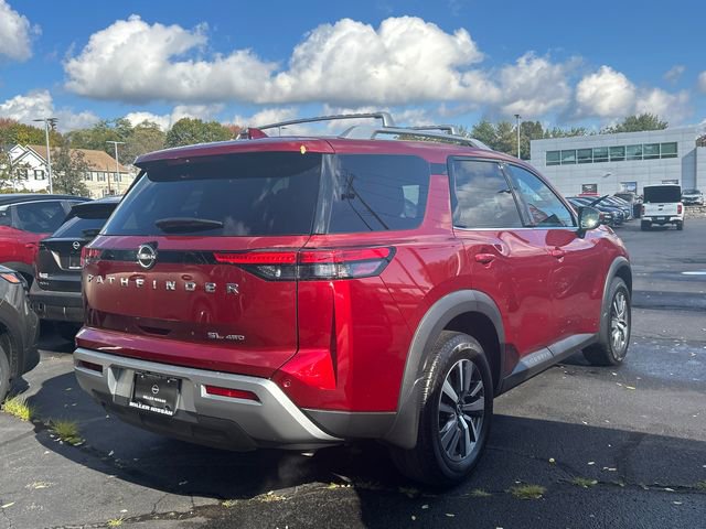 Certified 2024 Nissan Pathfinder SL image 2
