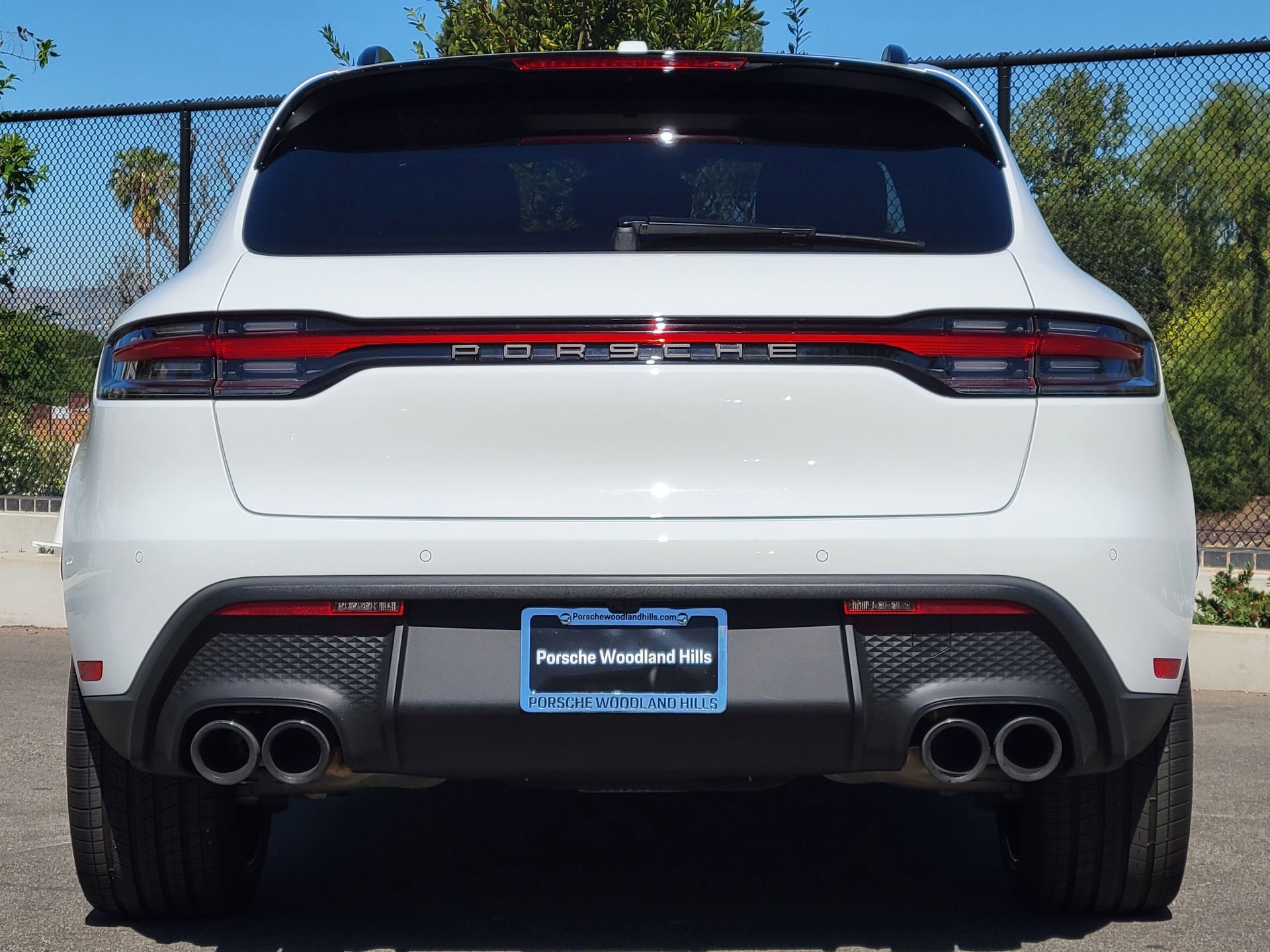 Used 2025 Porsche Macan image 6