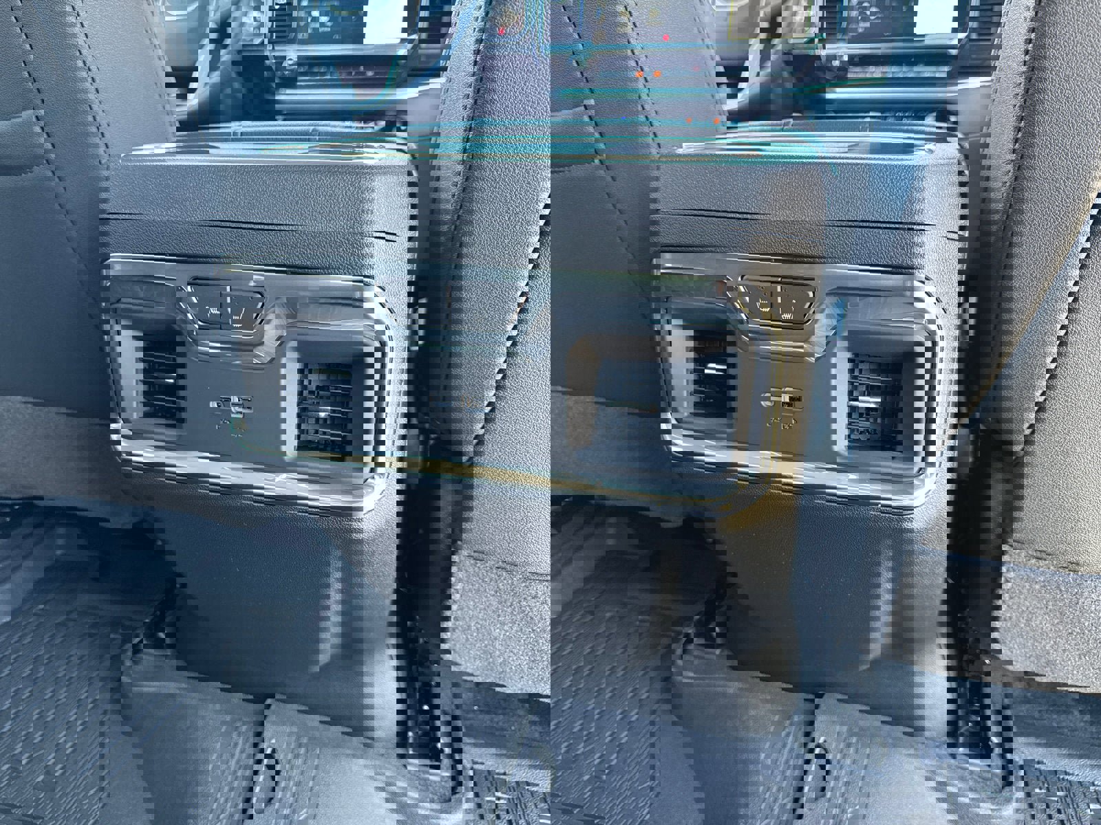 New 2026 GMC Sierra 1500 SLT w/ SLT Premium Plus Package image 19