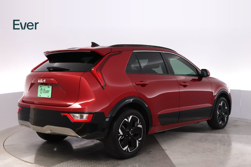 Used 2023 Kia Niro Wind FWD image 3