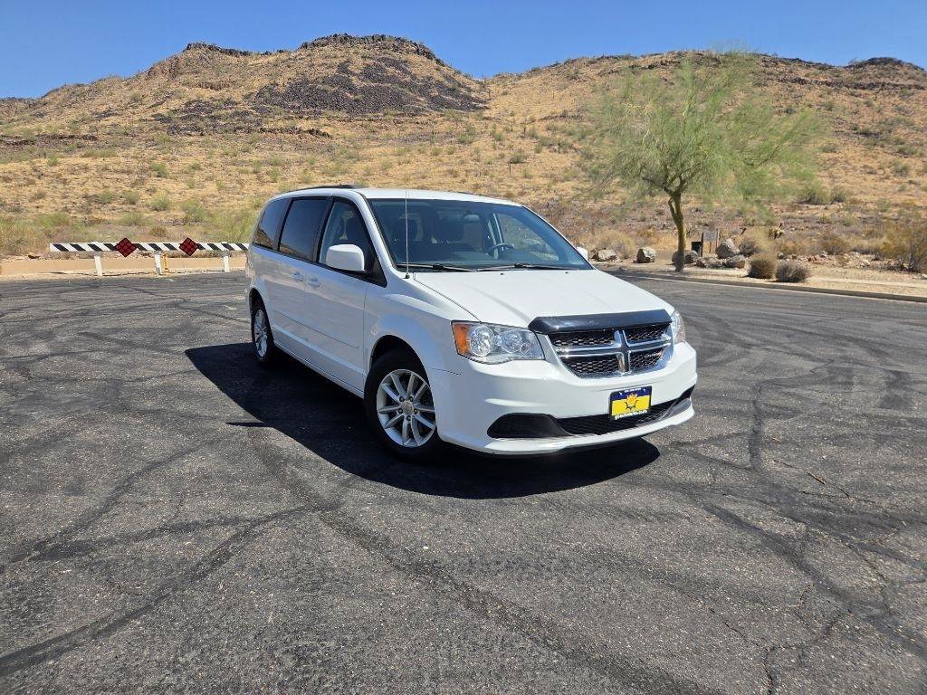 Used 2015 Dodge Grand Caravan SXT FWD image 1