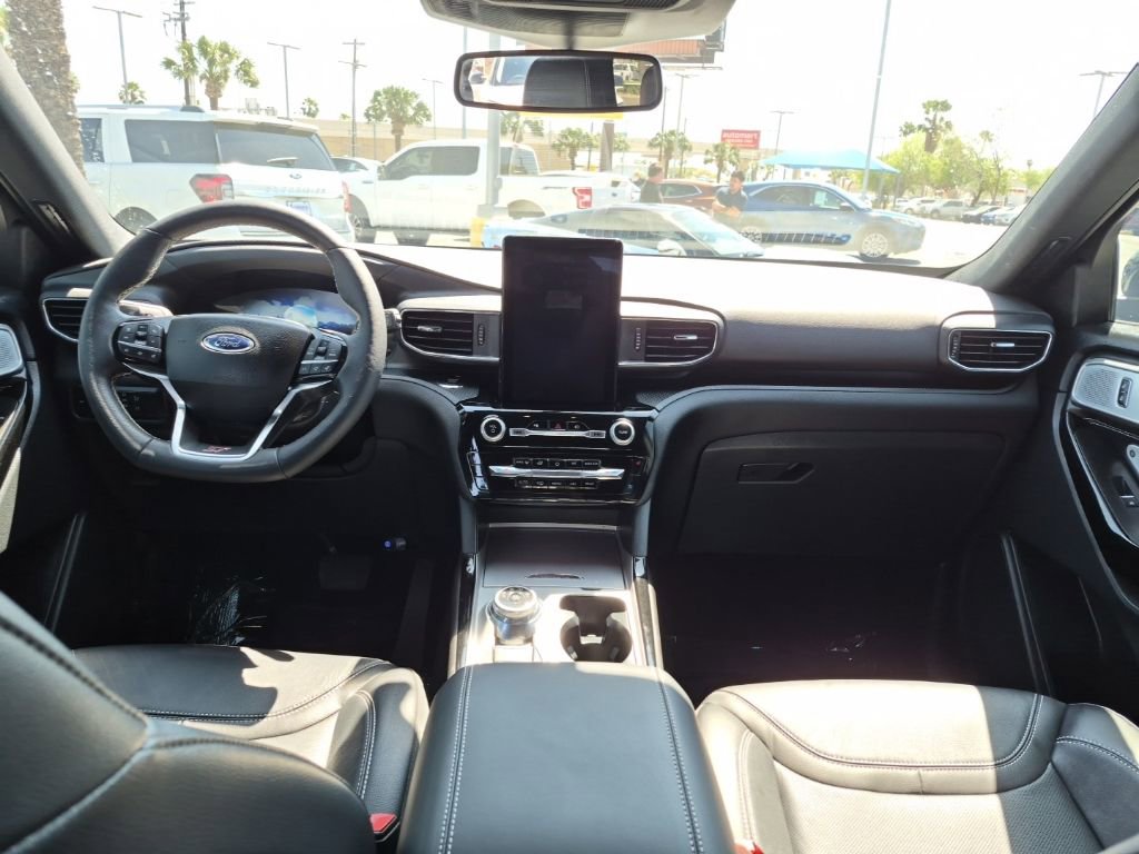 Used 2023 Ford Explorer ST w/ Equipment Group 401A AWD/4WD image 12