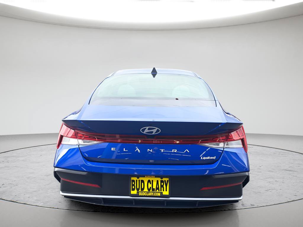Used 2026 Hyundai Elantra Limited FWD image 4