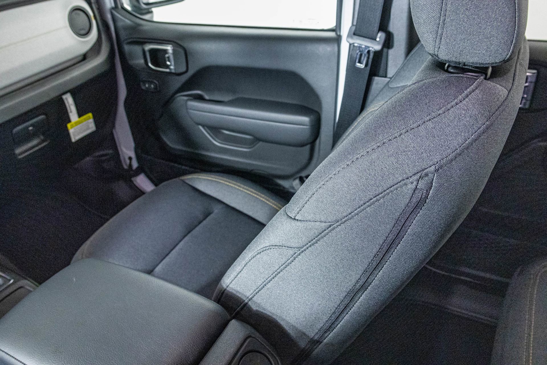 New 2026 Jeep Wrangler Sport S image 32