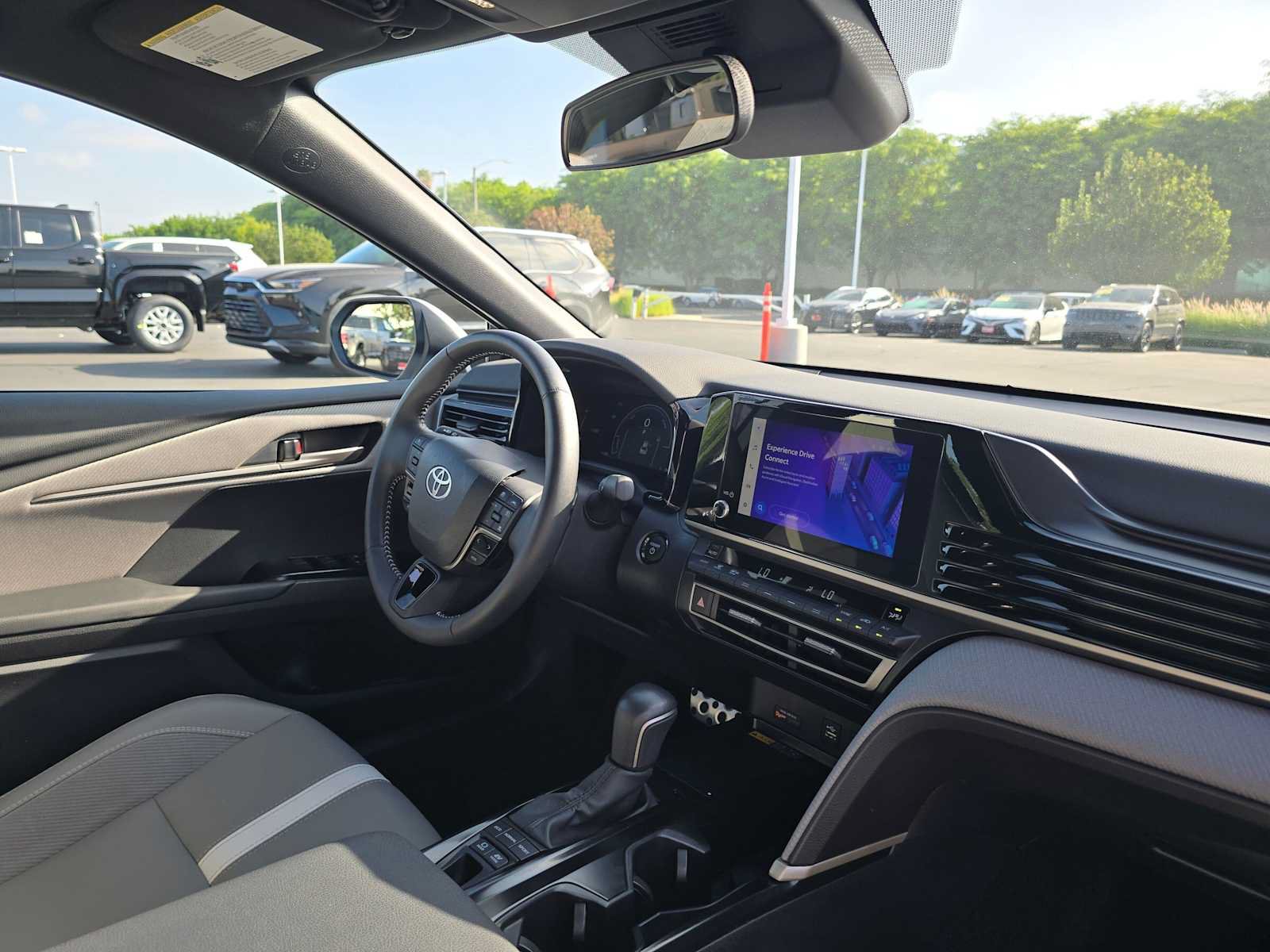 Used 2026 Toyota Camry SE FWD image 11