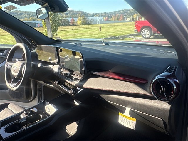 New 2026 Chevrolet Equinox RS w/ LPO, Floor Liner Package image 30