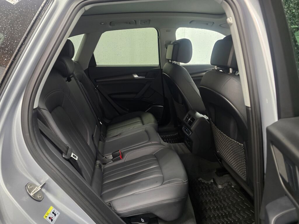 Used 2023 Audi Q5 2.0T Premium w/ Convenience Package image 25