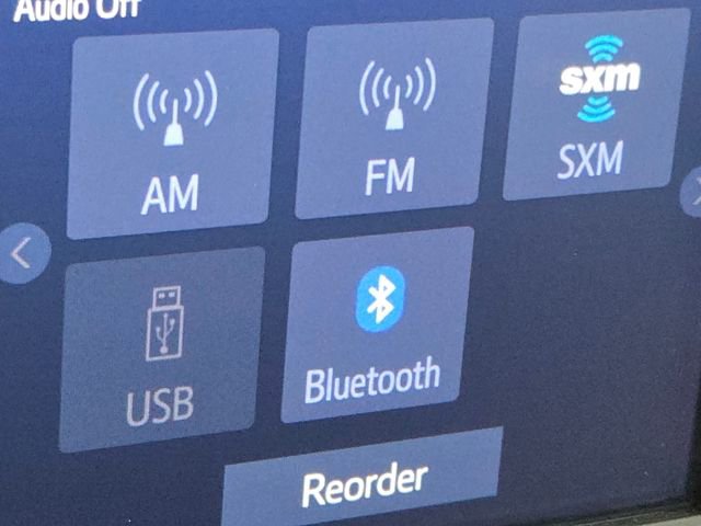 Used 2021 Toyota RAV4 XLE image 37