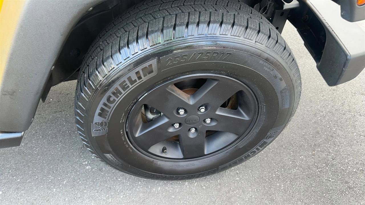 Used 2015 Jeep Wrangler Unlimited Sport w/ Quick Order Package 24S image 19