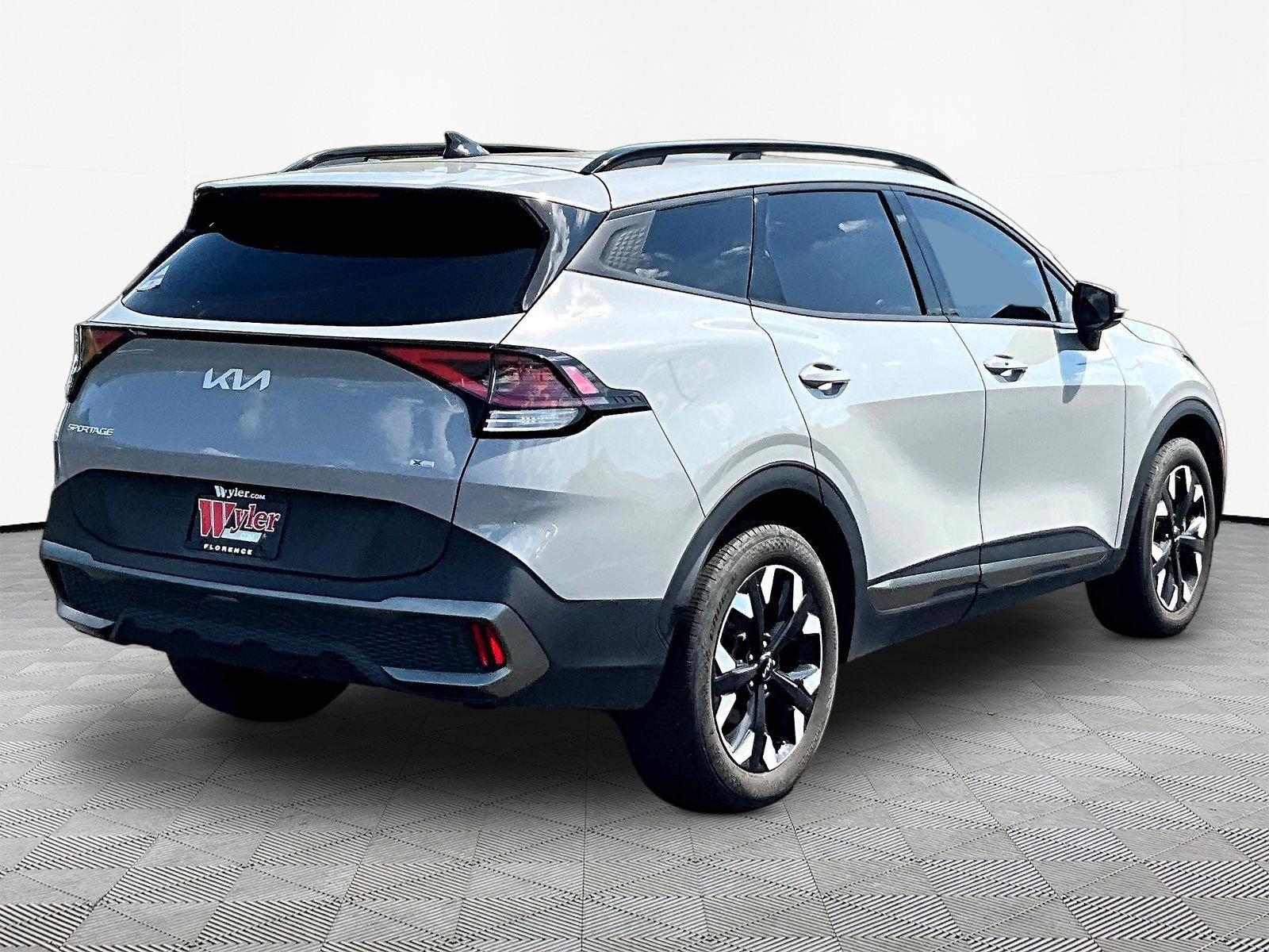 Used 2024 Kia Sportage X-Line w/ X-Line Premium Package AWD/4WD image 6