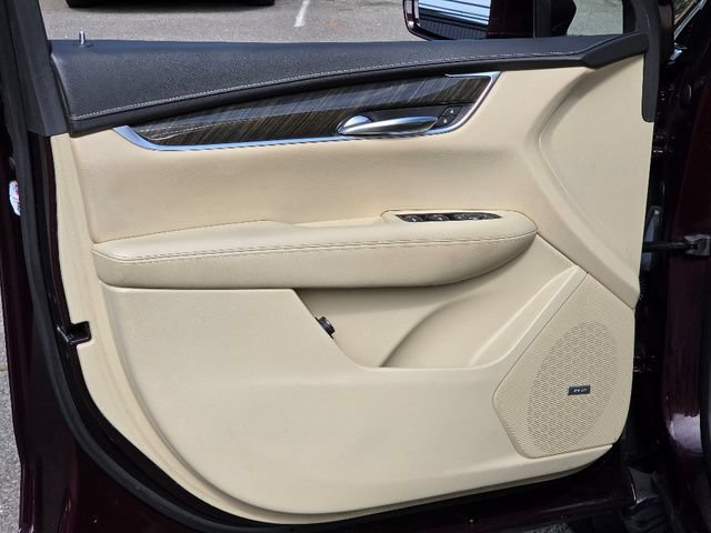 Used 2018 Cadillac XT5 AWD image 19