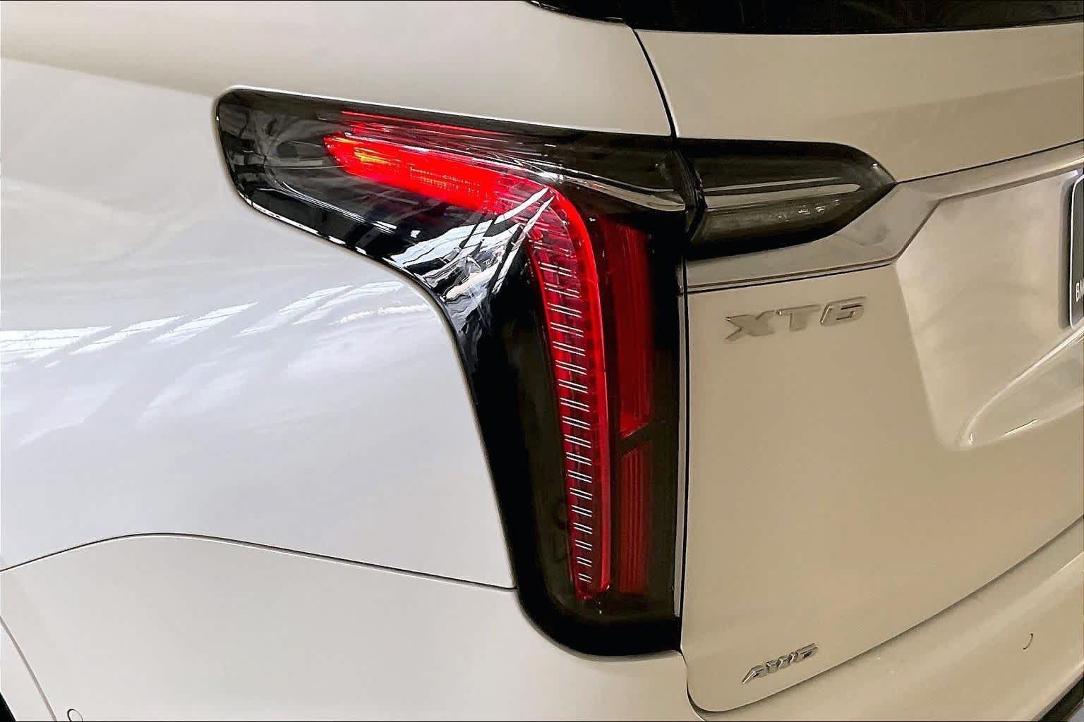 Used 2020 Cadillac XT6 Sport AWD/4WD image 26